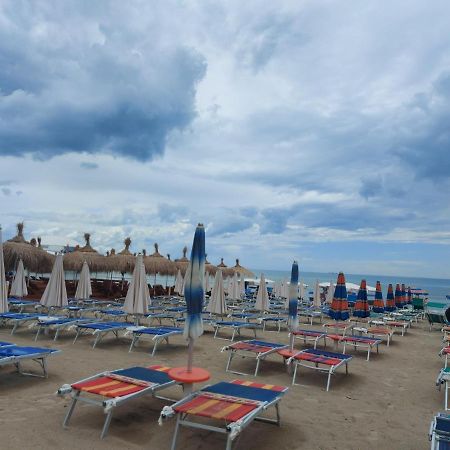 Bral Apartment 7 - Two-Bedroom With Seaview Durrës Eksteriør billede