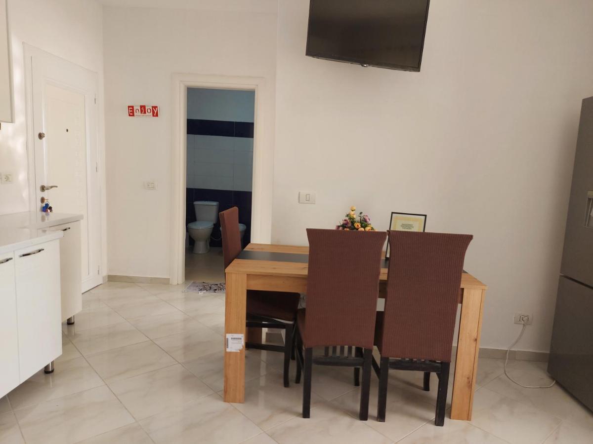 Bral Apartment 7 - Two-Bedroom With Seaview Durrës Eksteriør billede