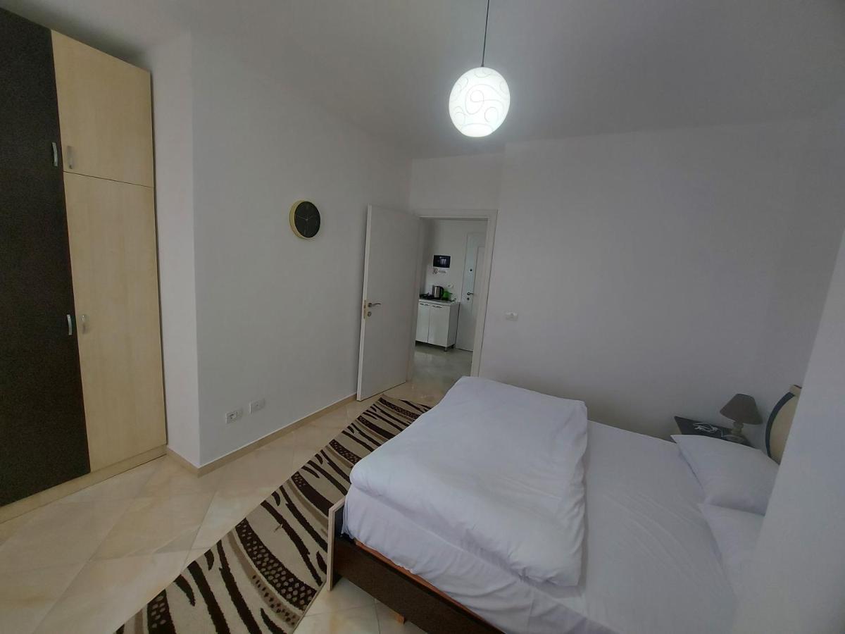 Bral Apartment 7 - Two-Bedroom With Seaview Durrës Eksteriør billede